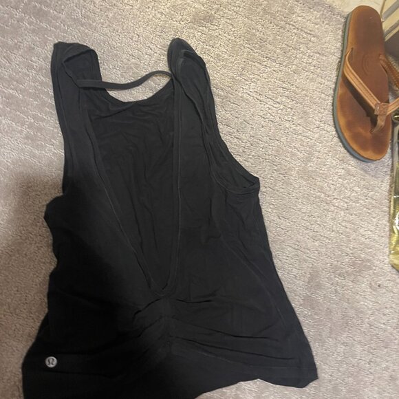 Lululemon Low back black top - Picture 4 of 4